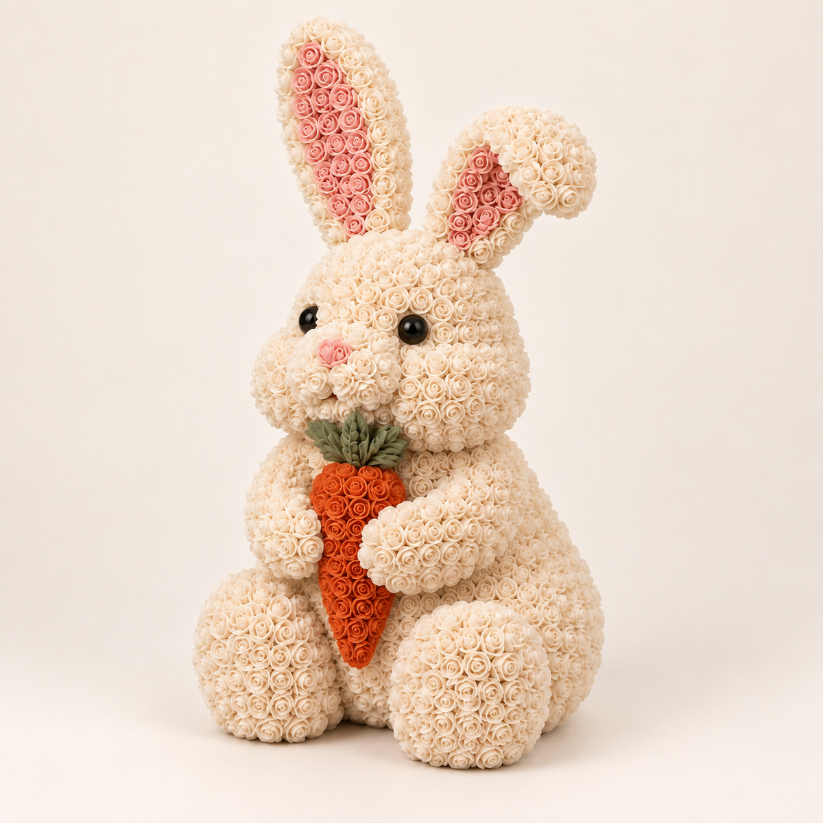 Rosie – Deko-Hase in Rosenoptik mit Karotte